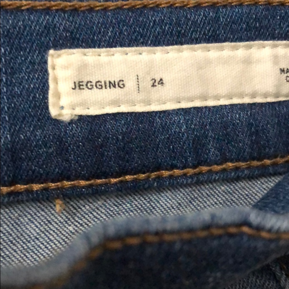 Ripped Mid Rise Pacsun Jeans - Picture 2 of 3